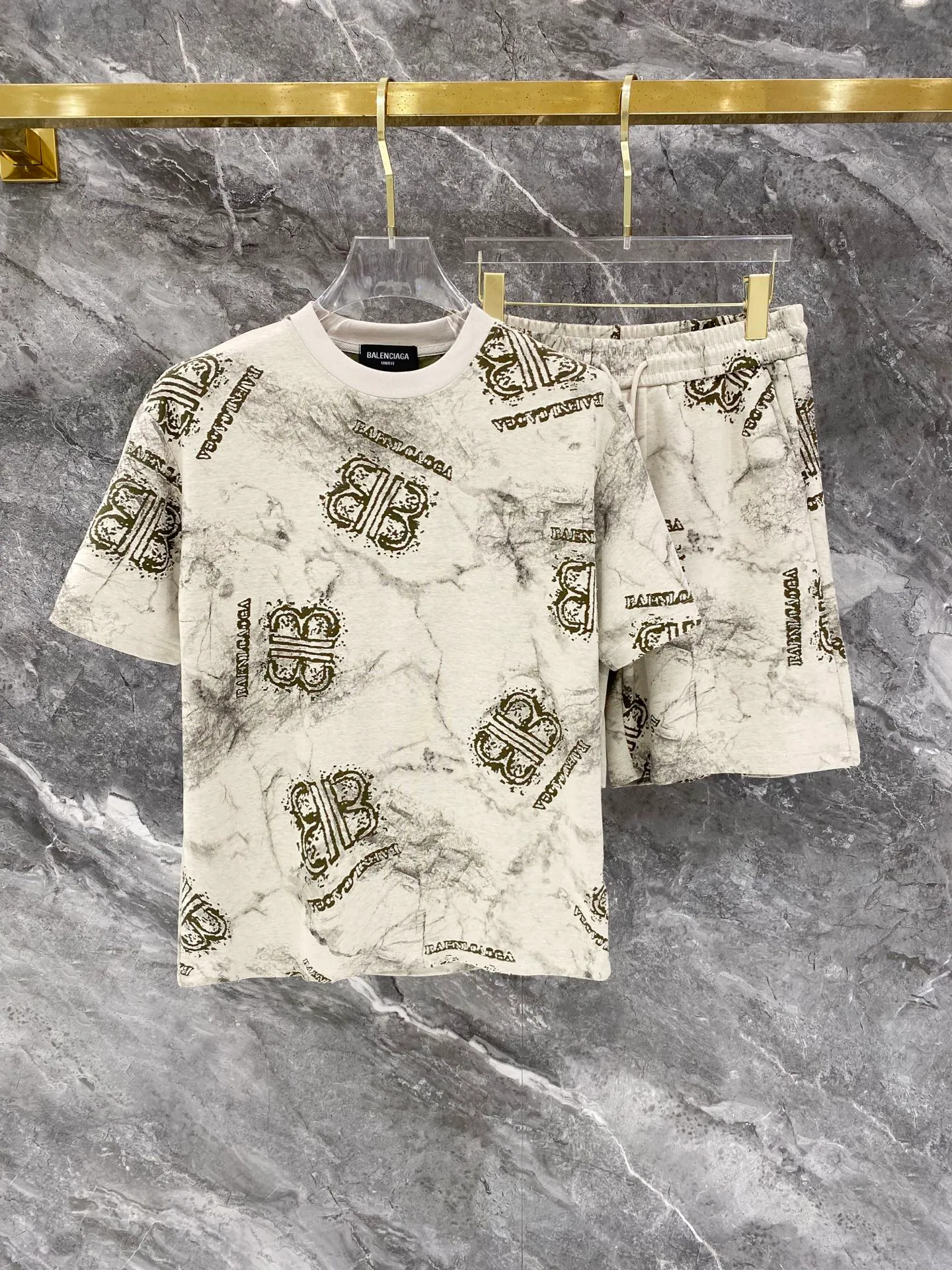 balen* 2026ss New Arrival ，Premium ！ Breathable ， ， ， Quality。 ！ ， ！Sizes：M-3XL